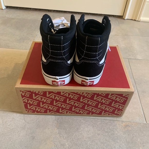 Vans SK8-HI Shoe Women's size 7- black and white - Picture 6 of 12